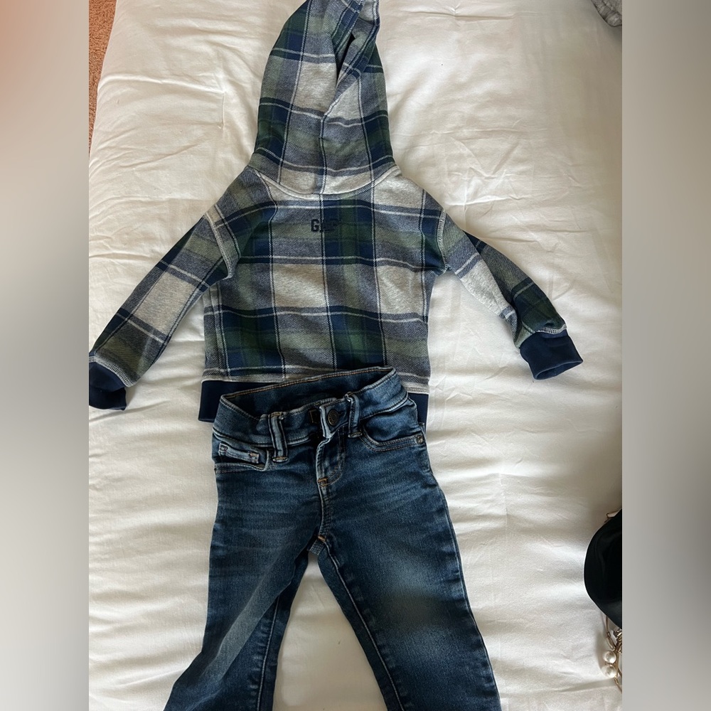 Gap Outfit in 12-18 Months